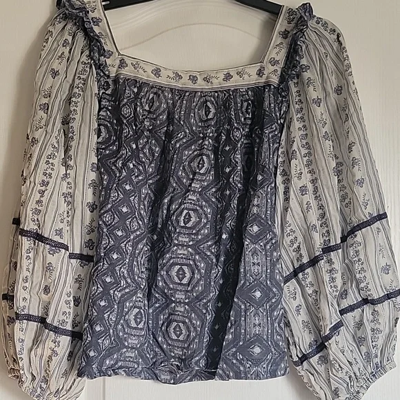 FREE PEOPLE Blue and Cream Printed Peasant Blouse - Picture 3 of 3